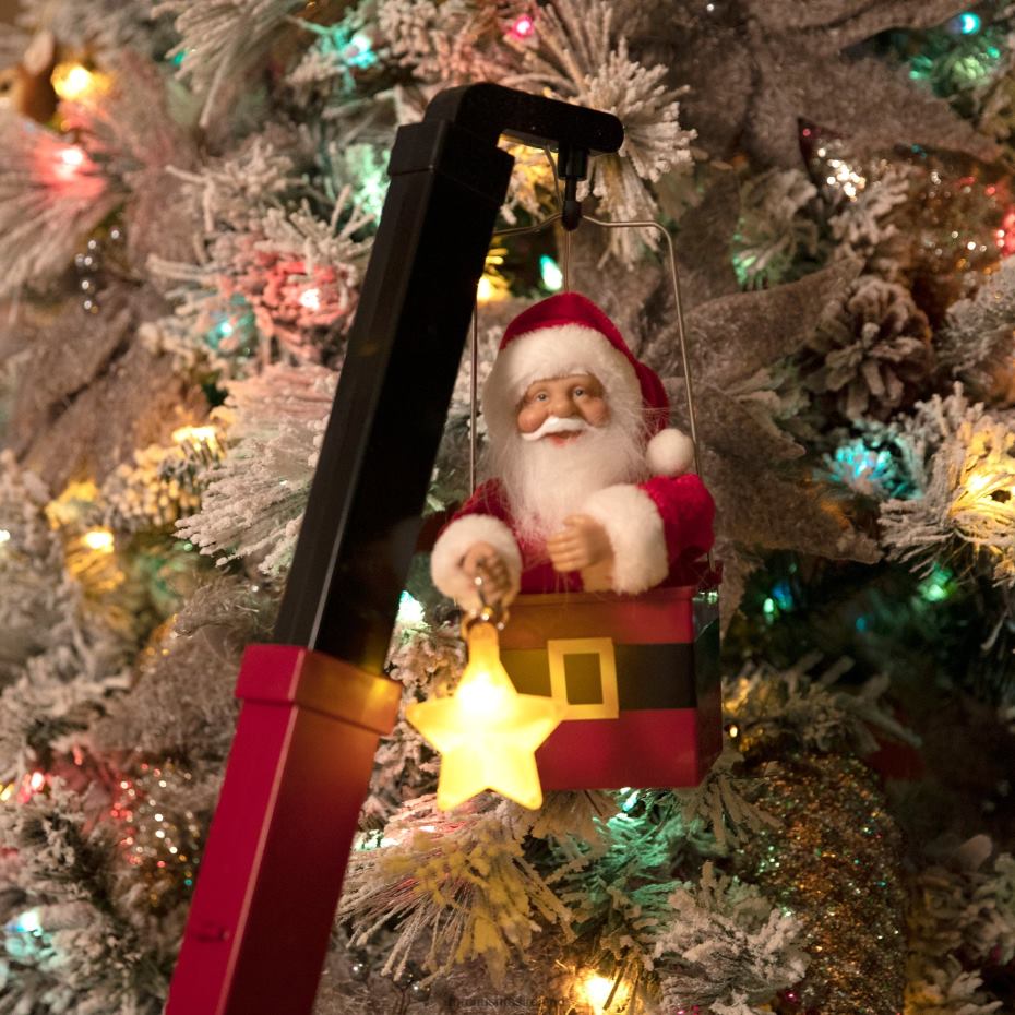 Mr. Christmas Decoration 43